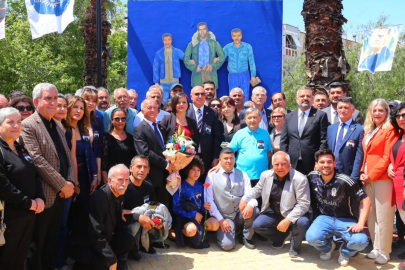 İzmir'de 'Üç Fidan Parkı ve Anıtı' açıldı