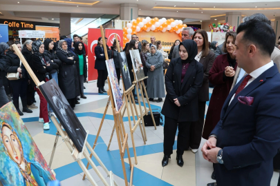 Erzurum’da '25 Kadın 25 Hikâye' sergisi açıldı