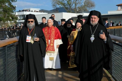 Papa 14. Leo İznik'te... 14 Leo: İznik, Hristiyanları şiddet ve çatışma karşısında birliğe çağırıyor