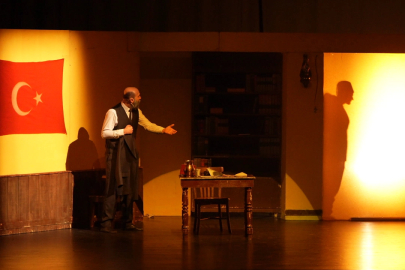 Kocaeli’de Mehmet Akif Ersoy’a tiyatroyla vefa