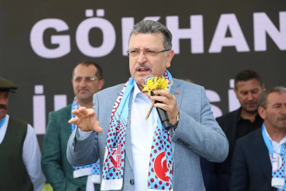 Trabzon'da Başkan Genç’ten şenlikte yol müjdesi